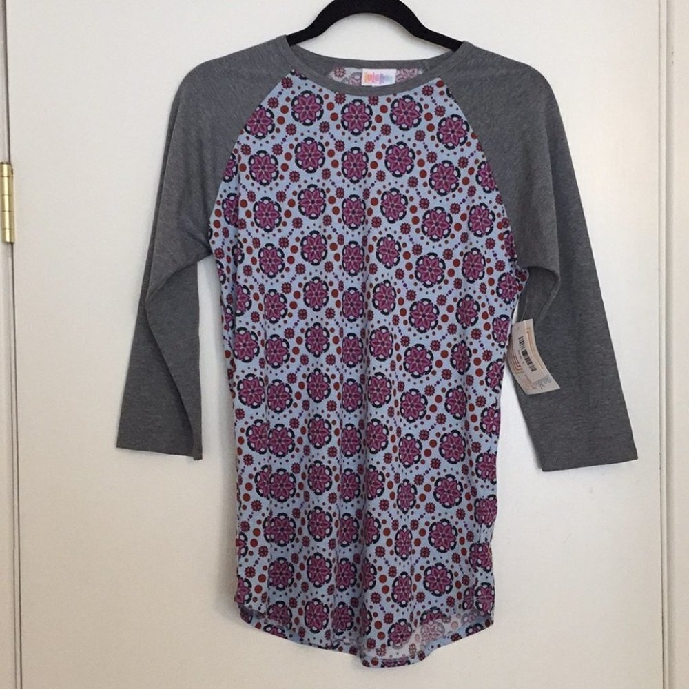 S‎ LuLaRoe Randy Tee